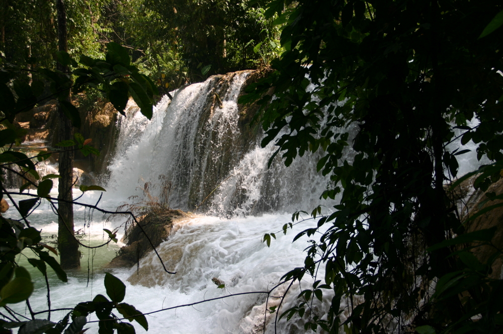 Водопады Tad Sae Луанг Прабанг