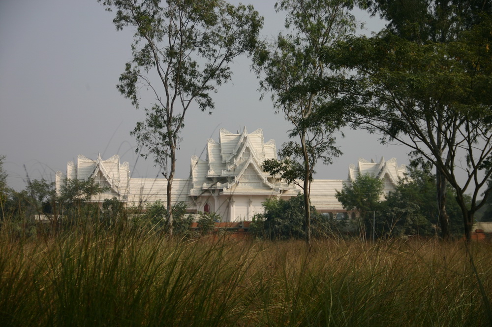 Тайский храм Лумбини