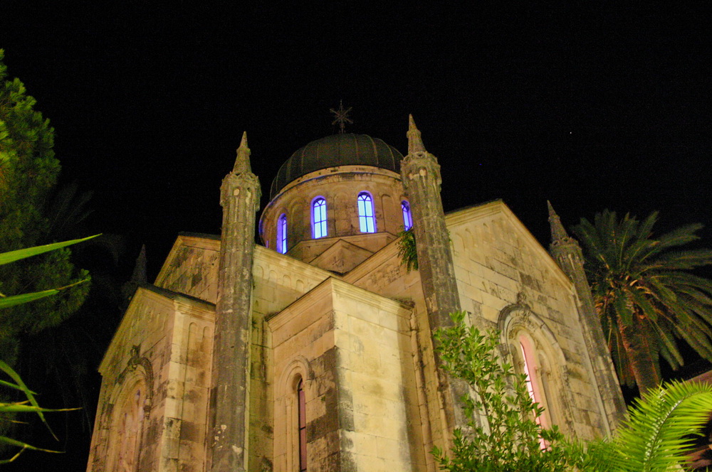 Церковь Герцег Нови