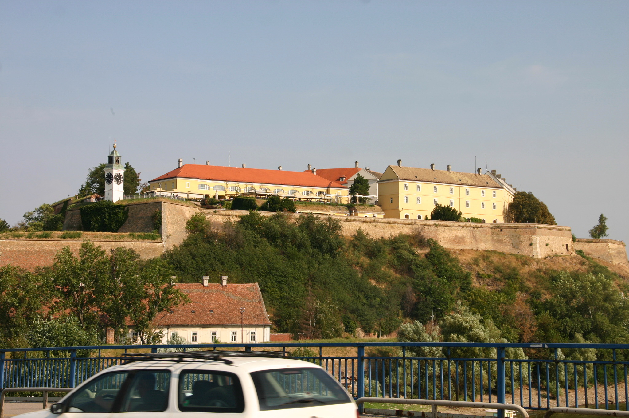 Петровардинская крепость Нови Сад